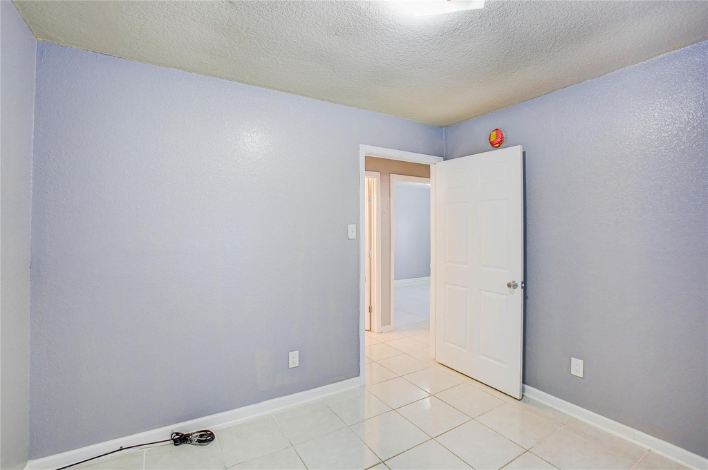 11807 Greenmesa Drive - Photo 8
