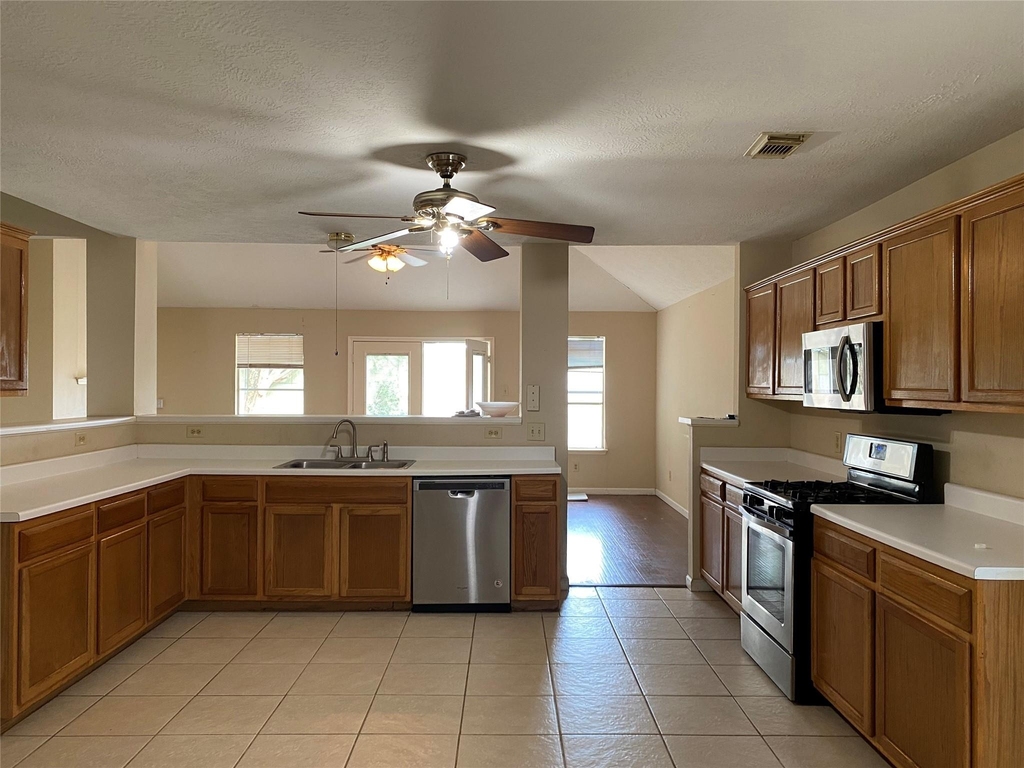 2927 Sailors Moon Drive - Photo 1