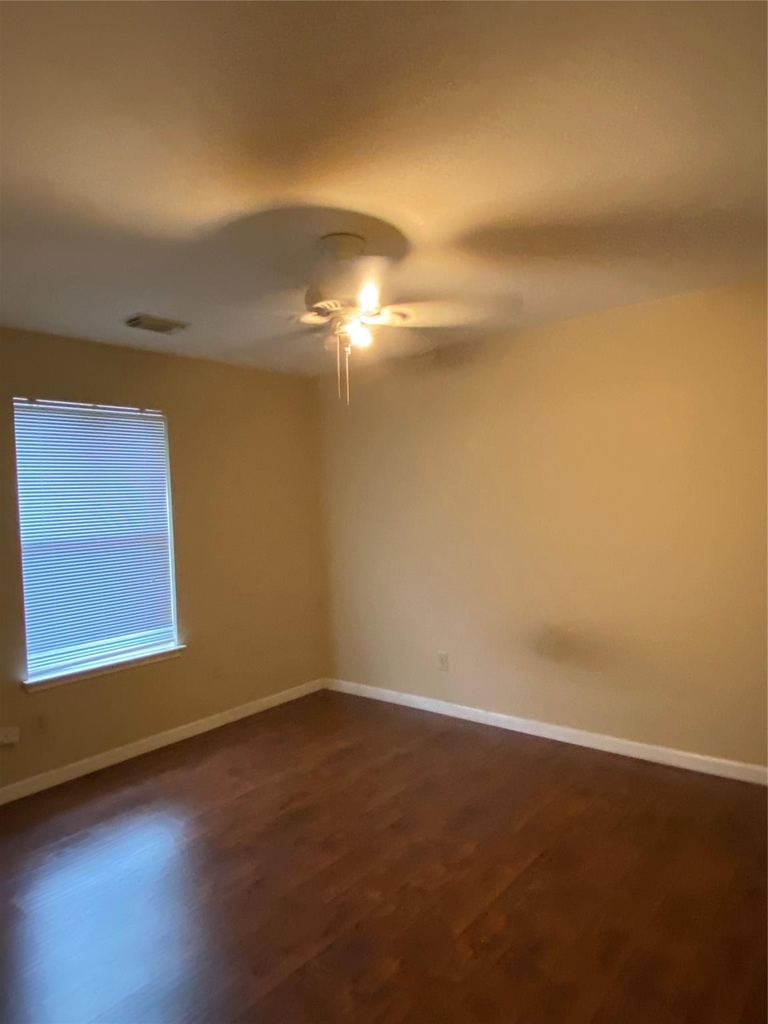2927 Sailors Moon Drive - Photo 6