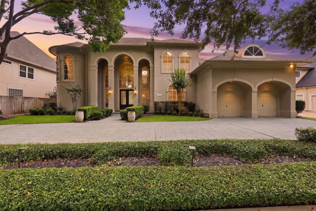 3315 Riviera Drive - Photo 3