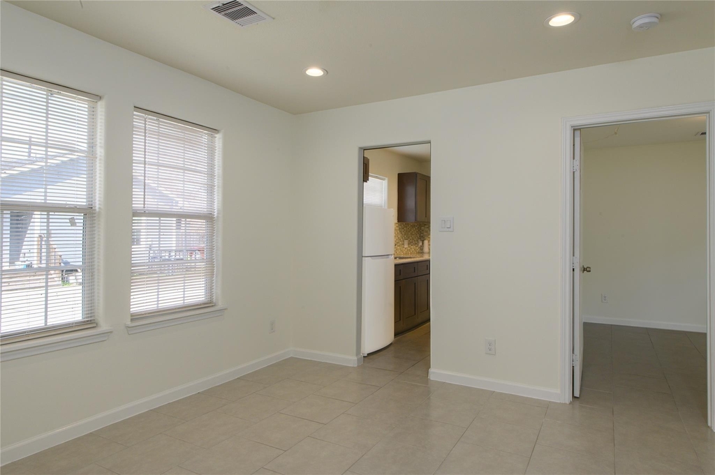 3409 Simmons Street - Photo 3