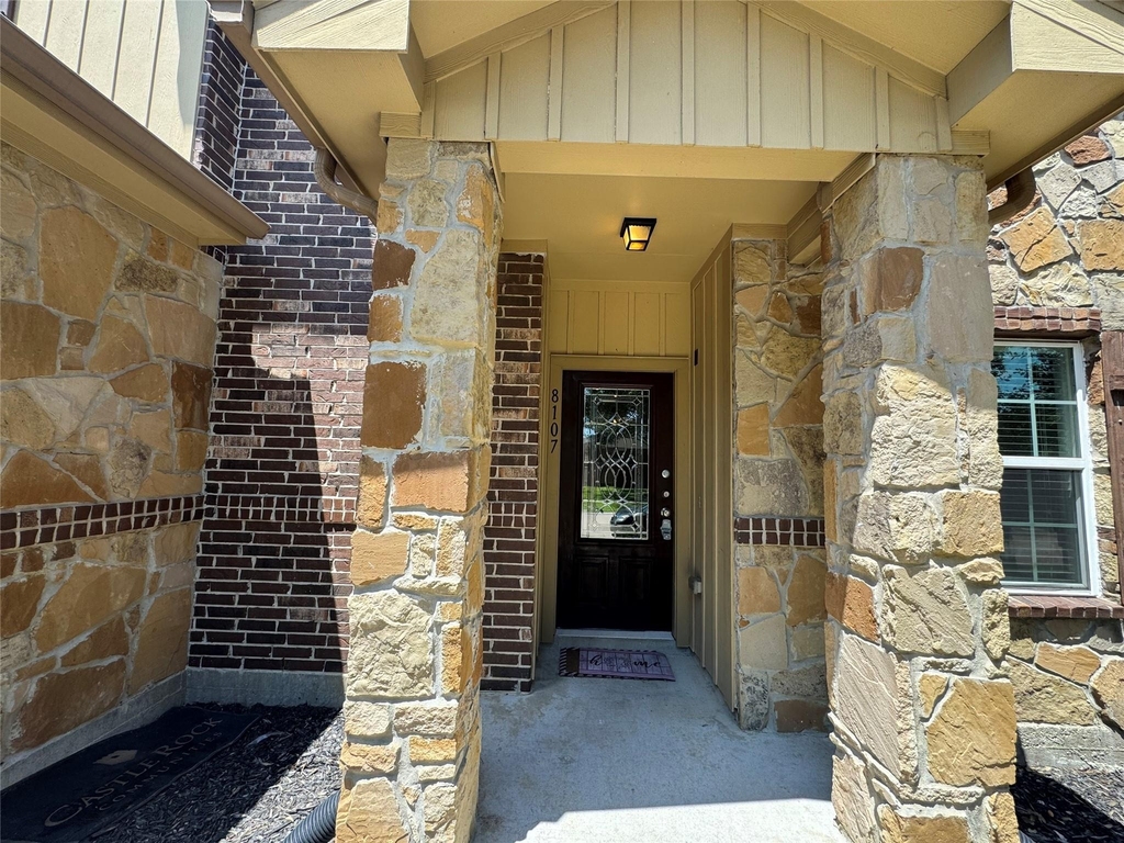 8107 Gran Villa Drive - Photo 3