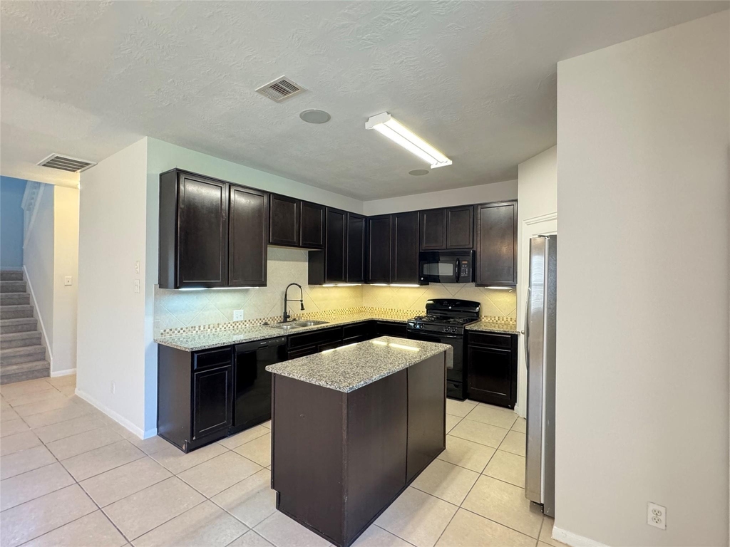8107 Gran Villa Drive - Photo 14