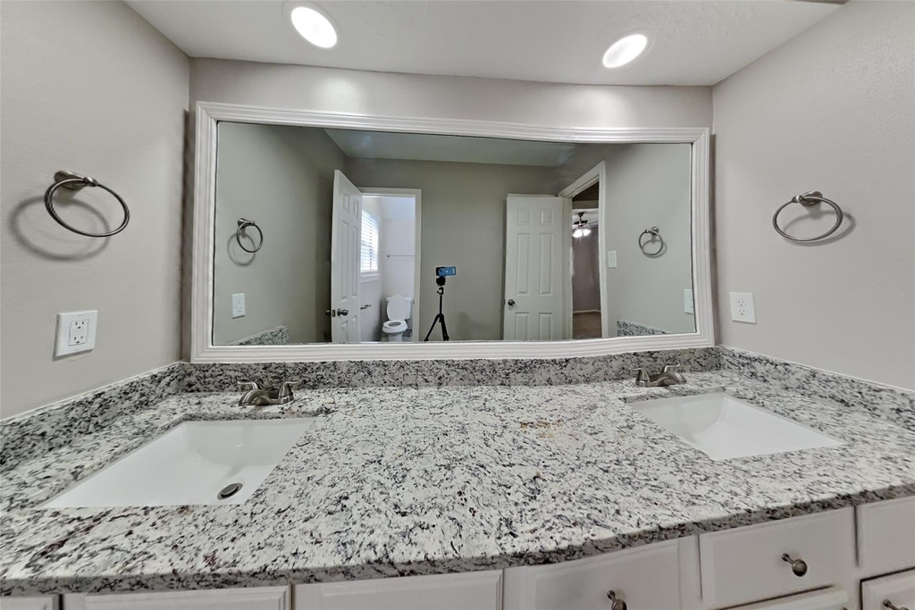 2507 Brookdale Drive - Photo 16