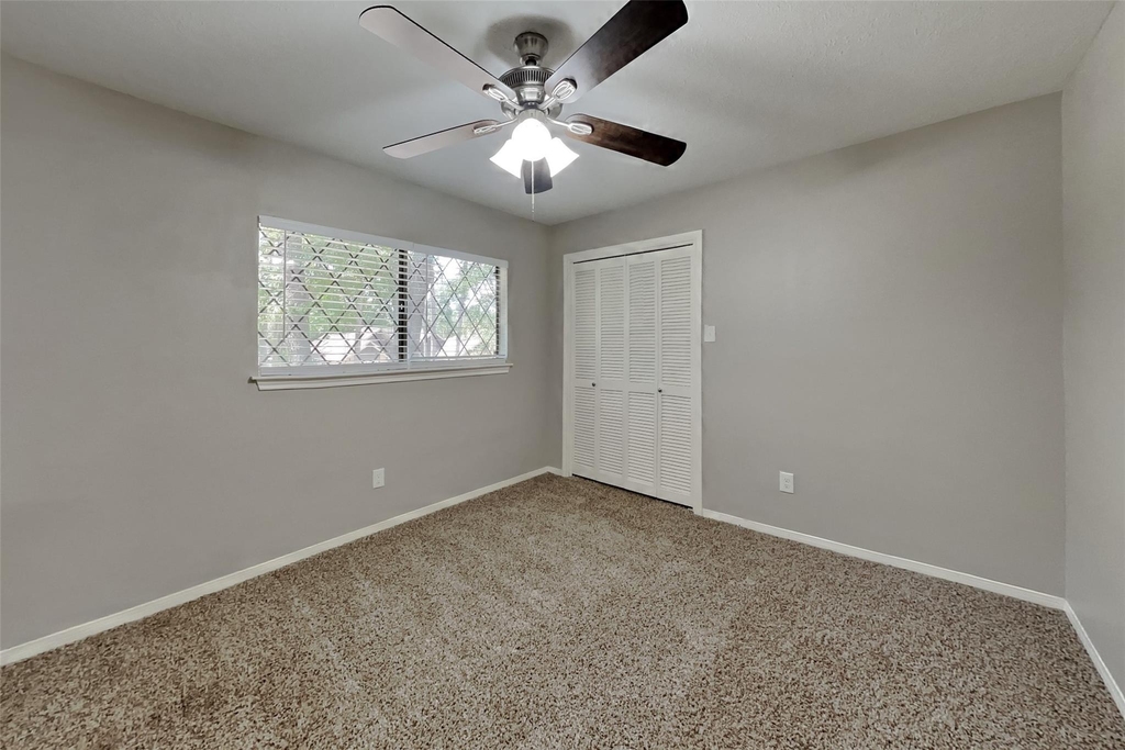 2507 Brookdale Drive - Photo 13