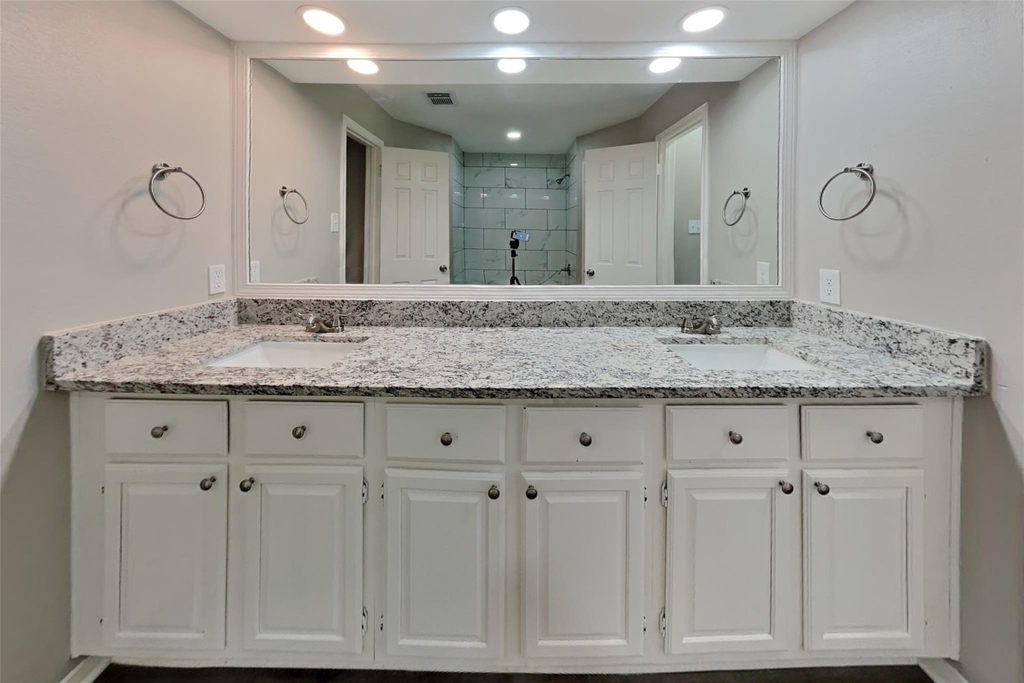 2507 Brookdale Drive - Photo 9