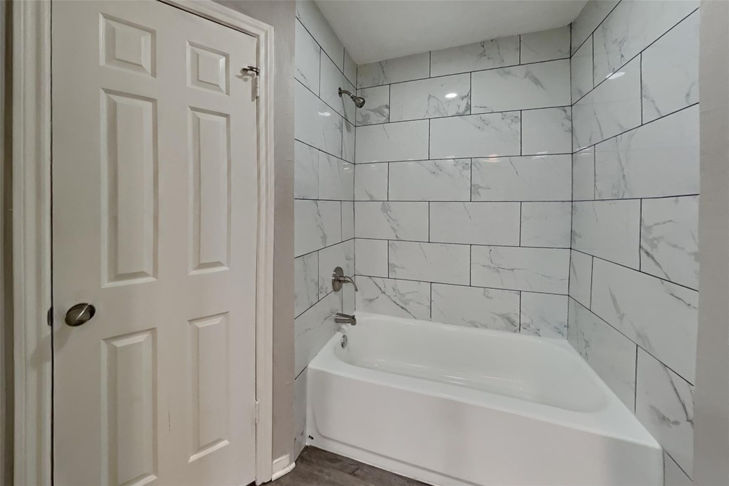 2507 Brookdale Drive - Photo 10