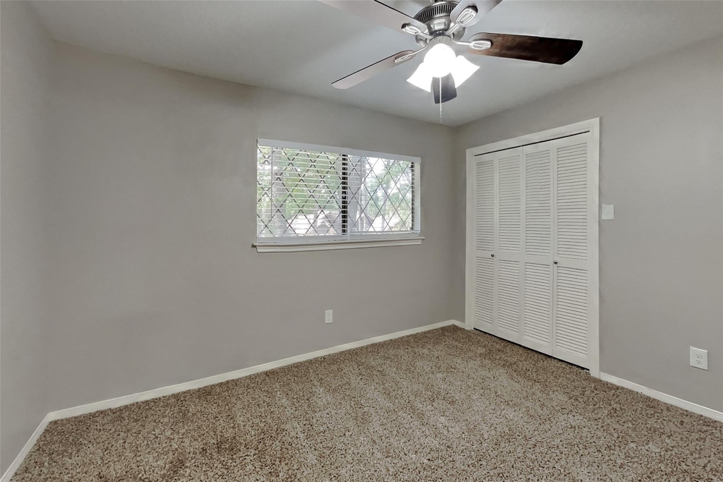 2507 Brookdale Drive - Photo 14