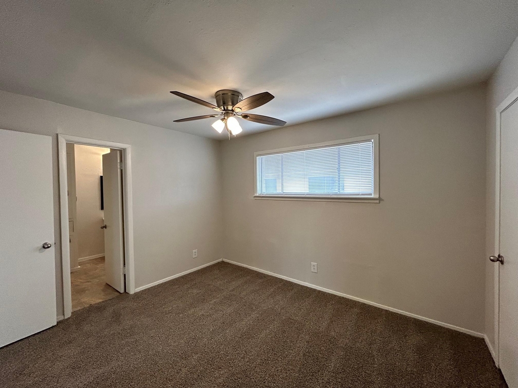 3629 N Mac Gregor Way - Photo 13