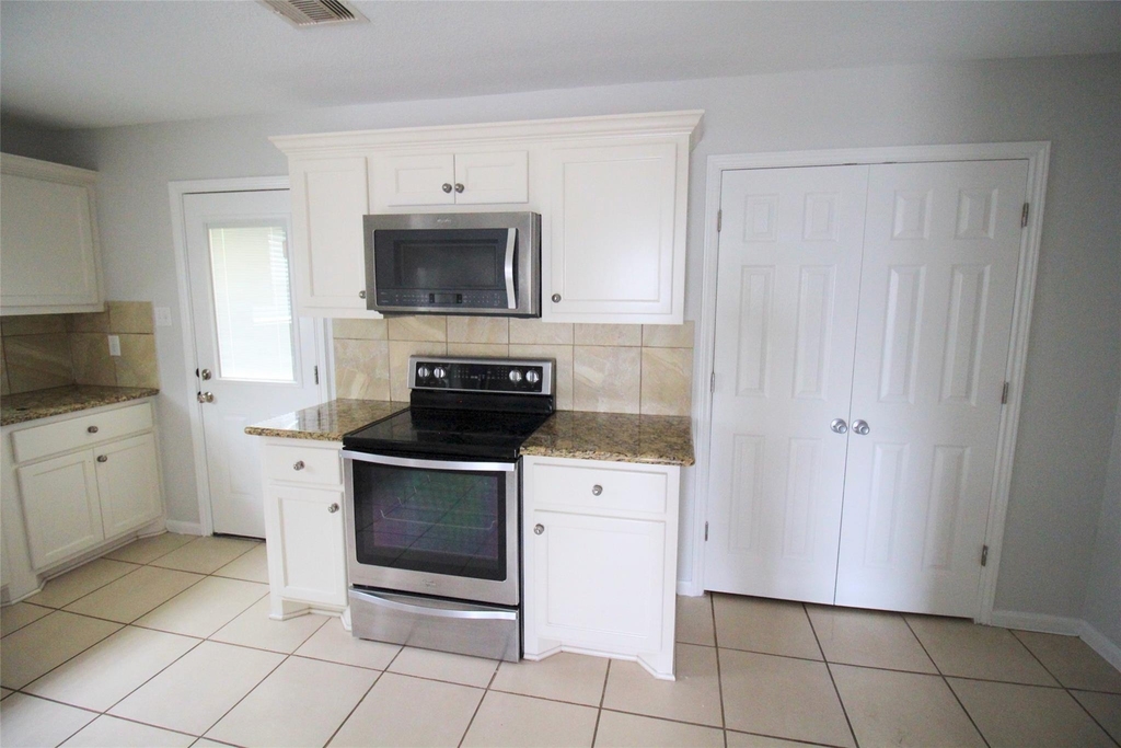 6610 Loma Vista Street - Photo 9