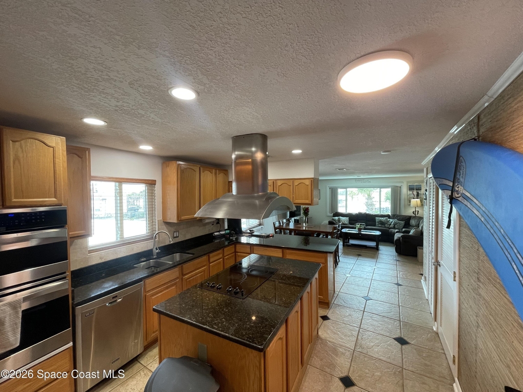 1175 Jimmy Buffett Memorial Highway - Photo 12
