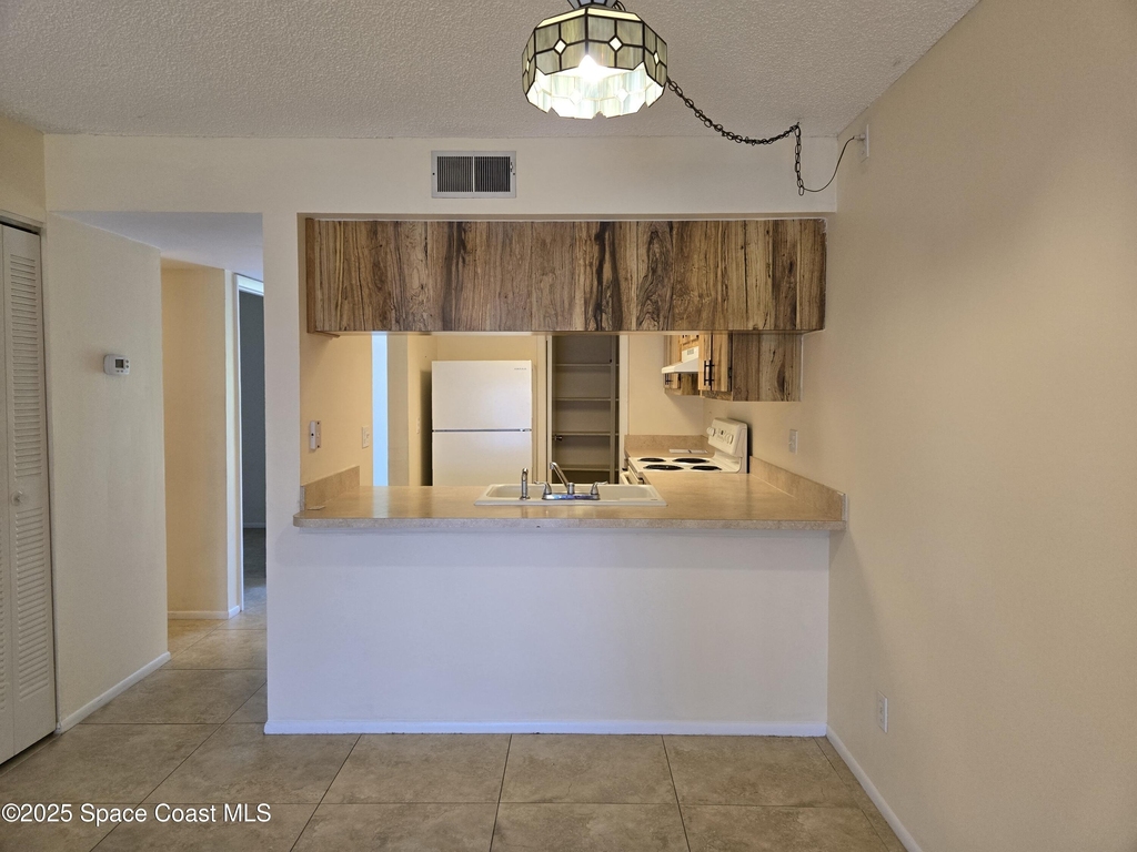 505 Landings Way - Photo 8
