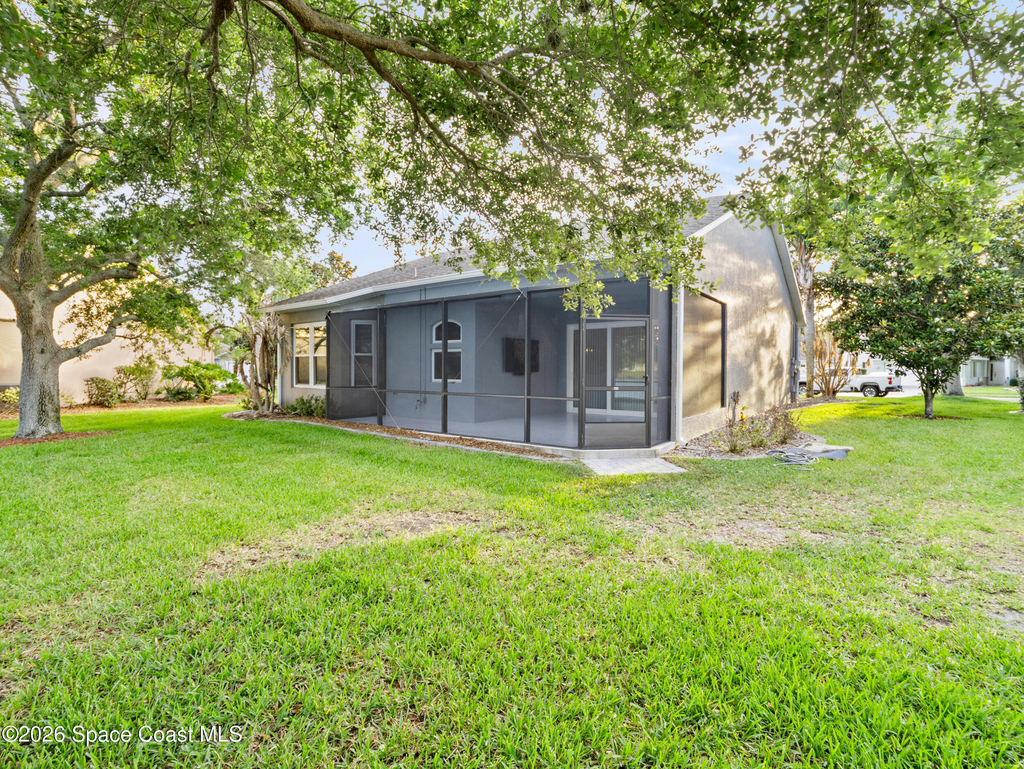 1665 Ficus Point Drive - Photo 23