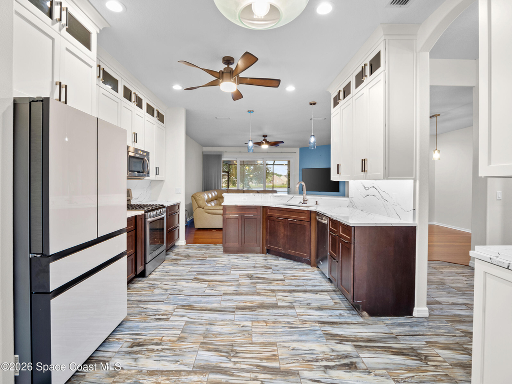 1665 Ficus Point Drive - Photo 5