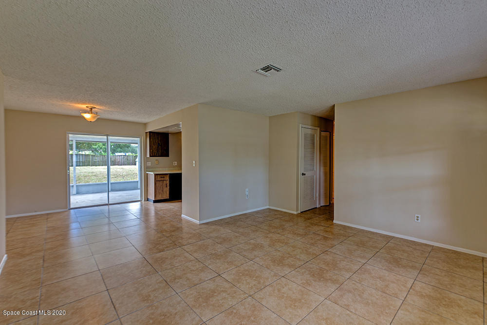 1640 Norman Street Ne - Photo 2