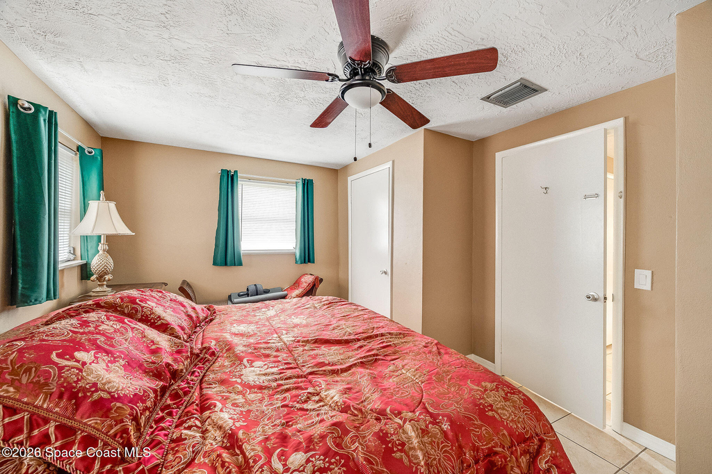 108 E Avenue D E - Photo 15