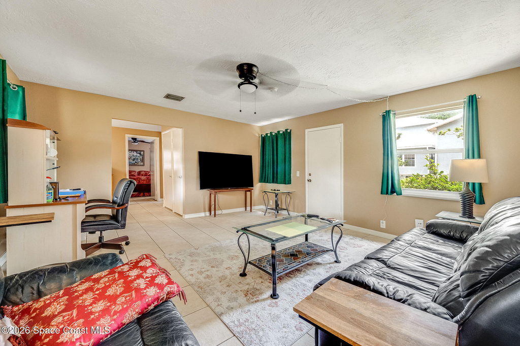 108 E Avenue D E - Photo 7