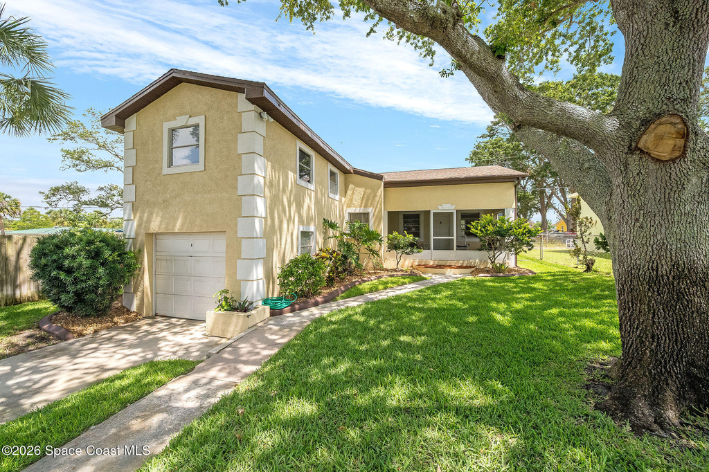 108 E Avenue D E - Photo 2