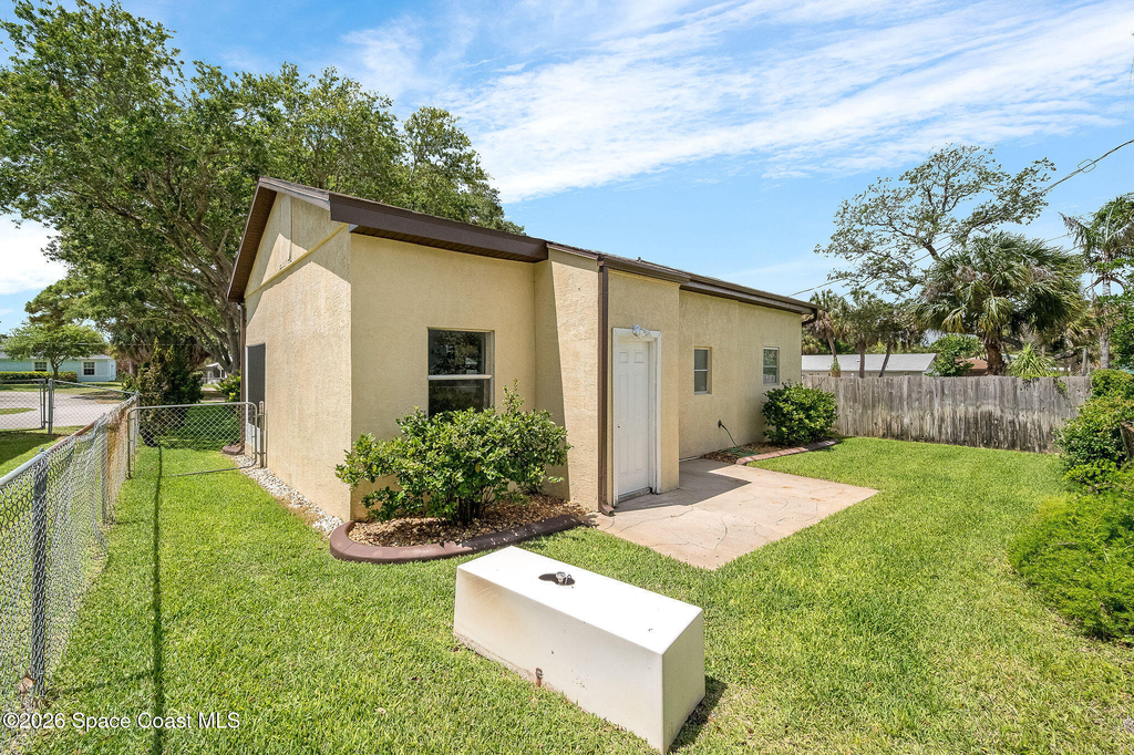 108 E Avenue D E - Photo 24