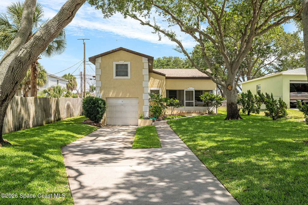 108 E Avenue D E - Photo 0