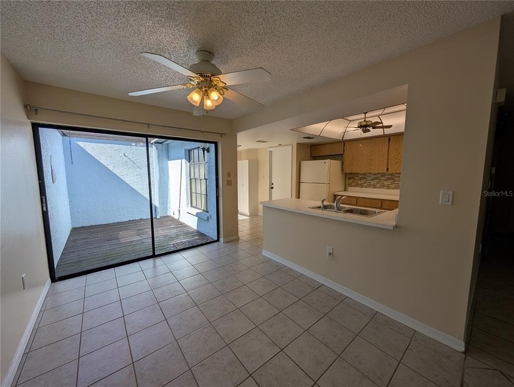 7705 Rockville Court - Photo 6
