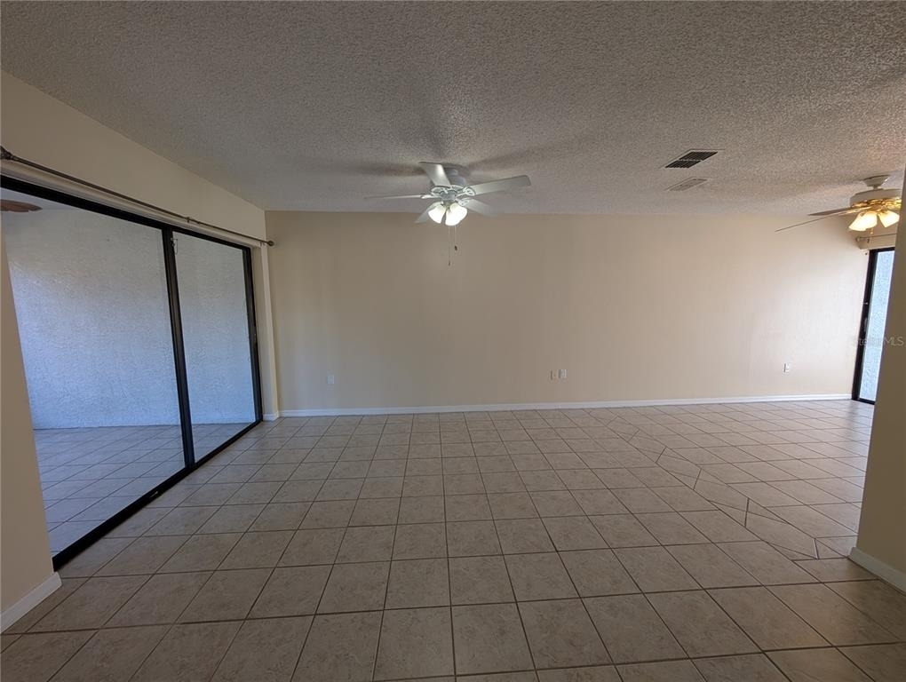 7705 Rockville Court - Photo 4