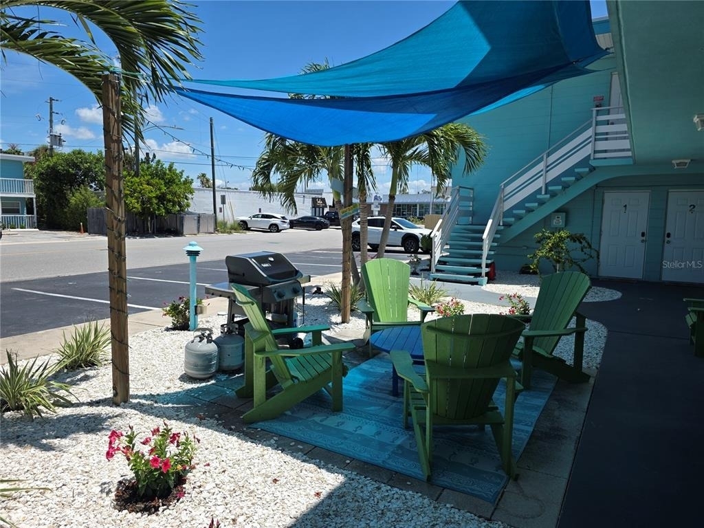 504 67th Avenue - Photo 0