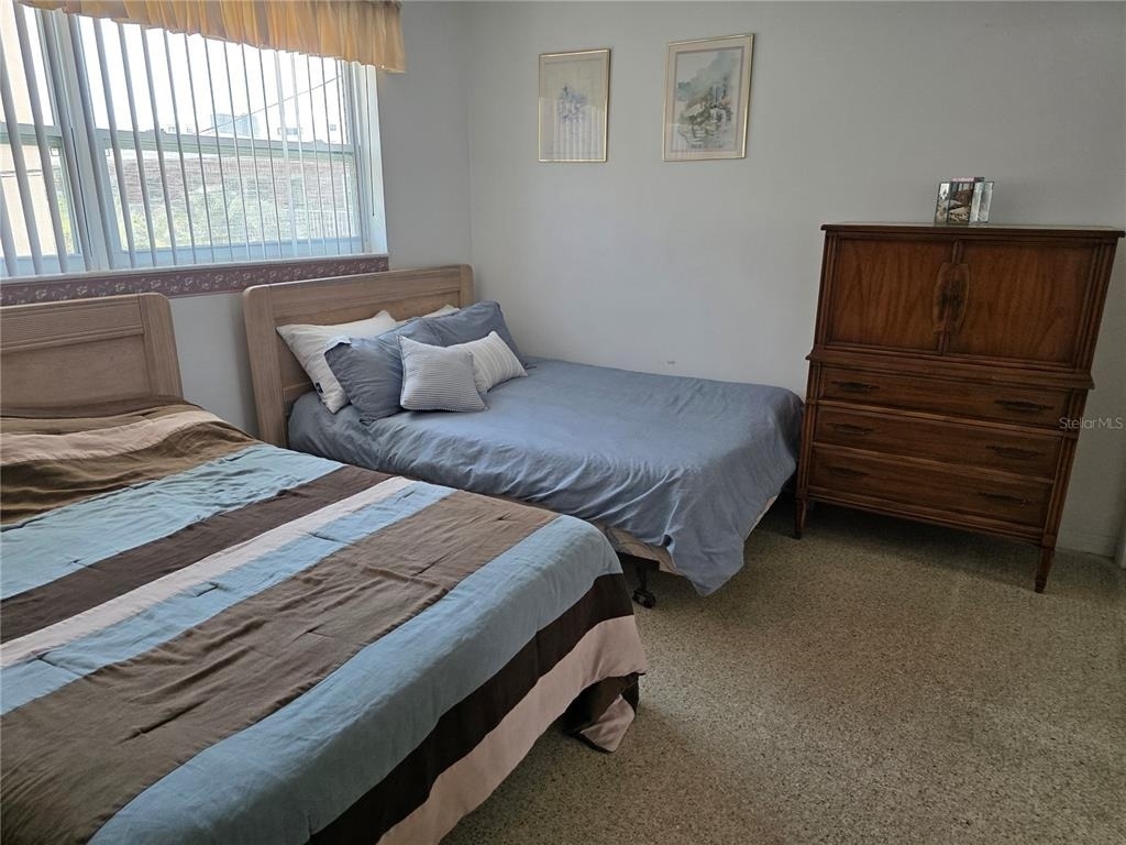504 67th Avenue - Photo 7