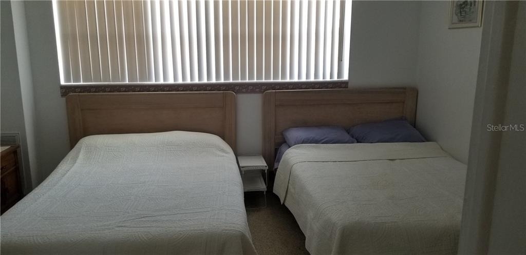 504 67th Avenue - Photo 10