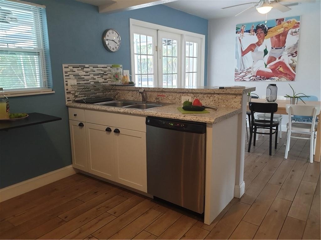 2205 59th Street S - Photo 12