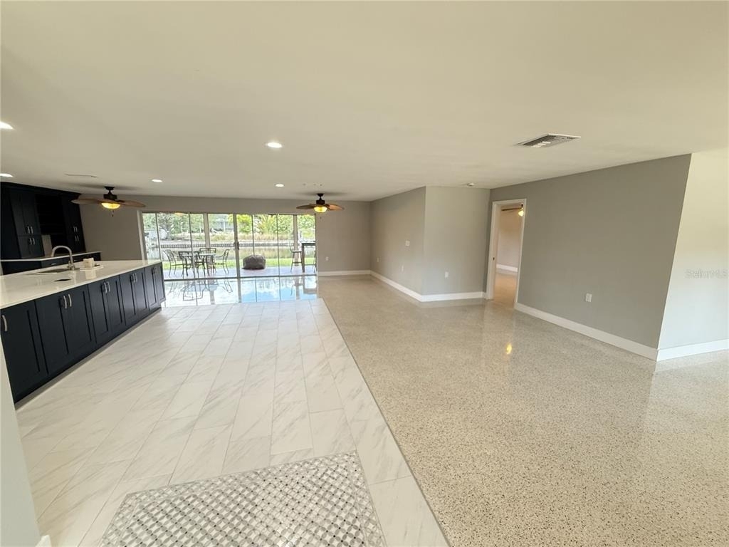 1634 Sheffield Drive - Photo 3