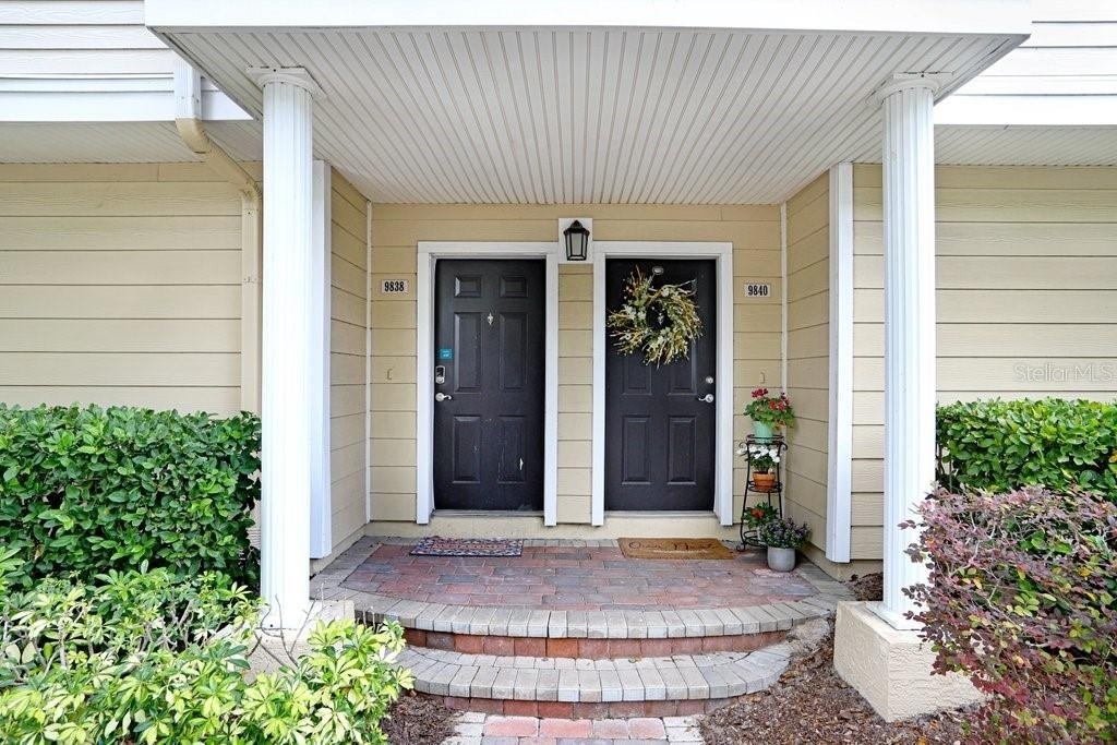 9838 W Park Village Drive - Photo 2