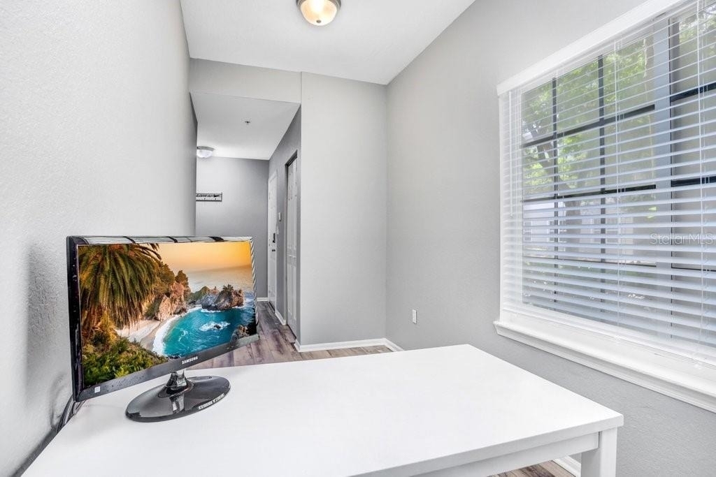 9838 W Park Village Drive - Photo 5