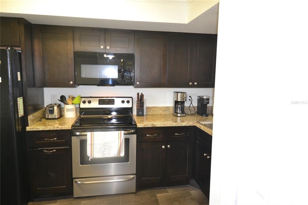 161 Lakeside Drive - Photo 1