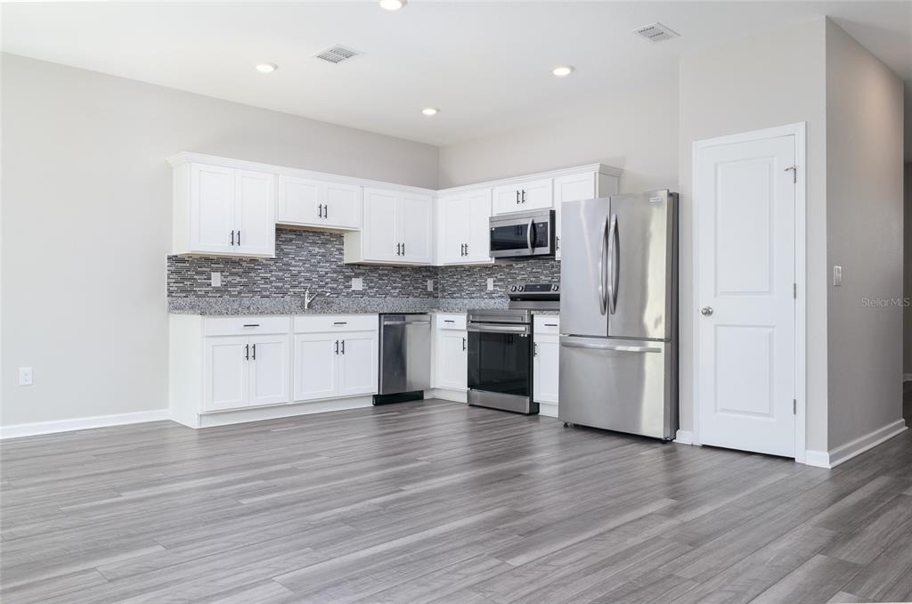 11822 Throttle Place - Photo 8