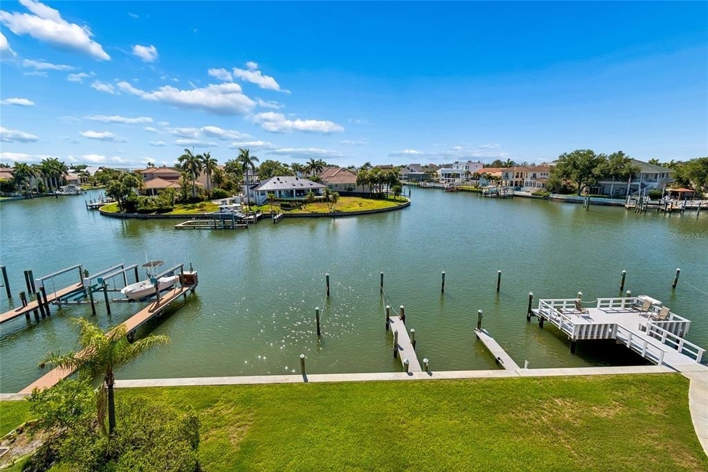 719 Pinellas Bayway S - Photo 60