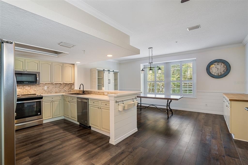 1381 Curlew Road - Photo 3