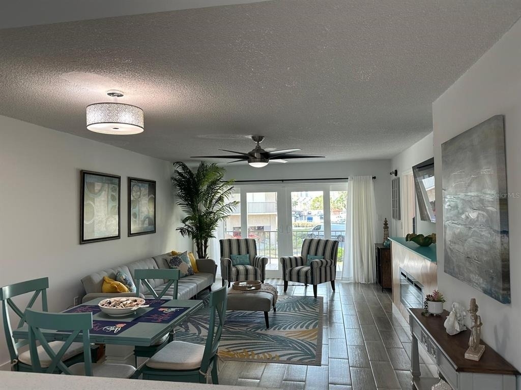 301 87th Avenue - Photo 1
