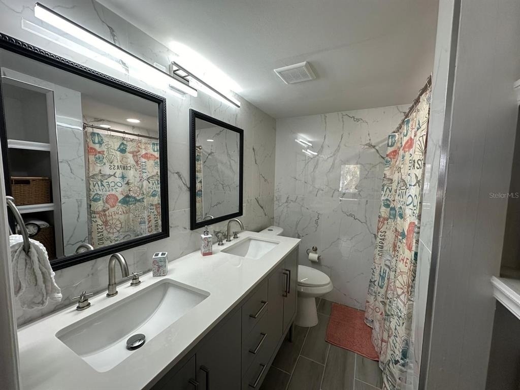 301 87th Avenue - Photo 8