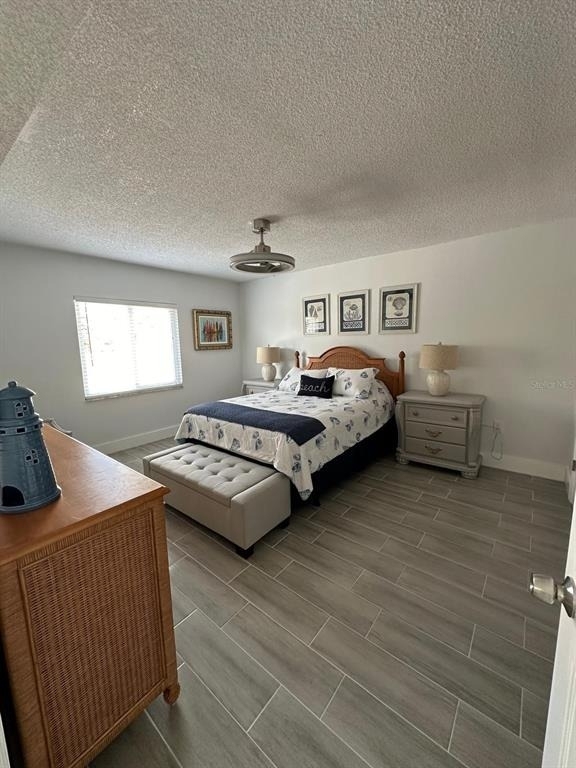 301 87th Avenue - Photo 6