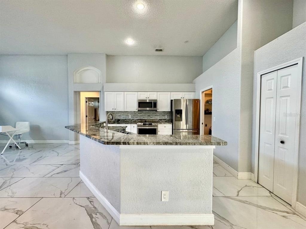 11504 Wellman Drive - Photo 10