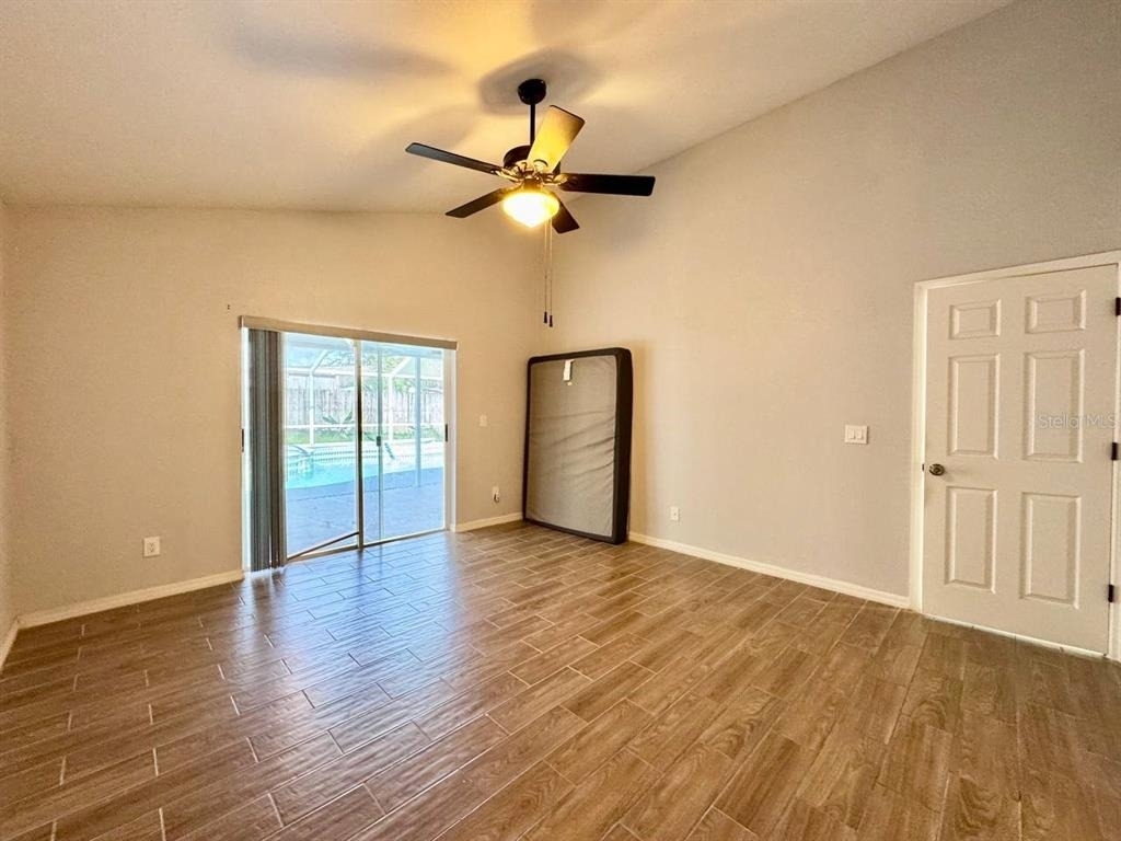 11504 Wellman Drive - Photo 15