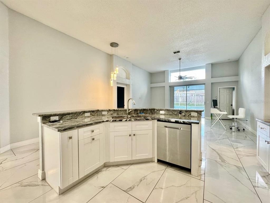 11504 Wellman Drive - Photo 12