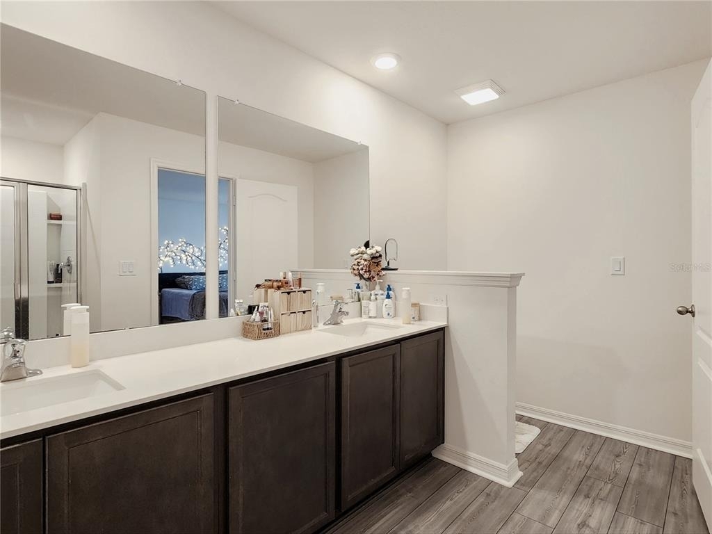 1679 Wynford Circle - Photo 21