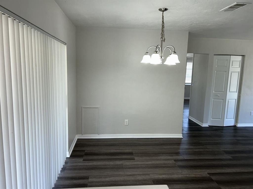 1241 Pilgrim Rd - Photo 6