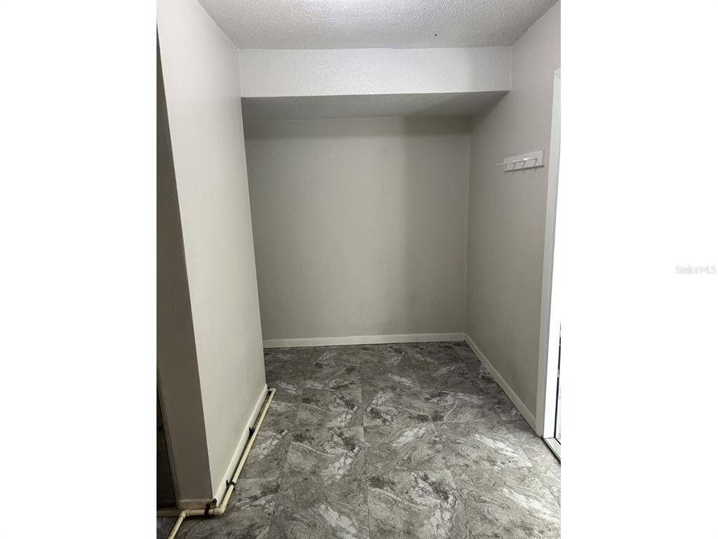 1241 Pilgrim Rd - Photo 13
