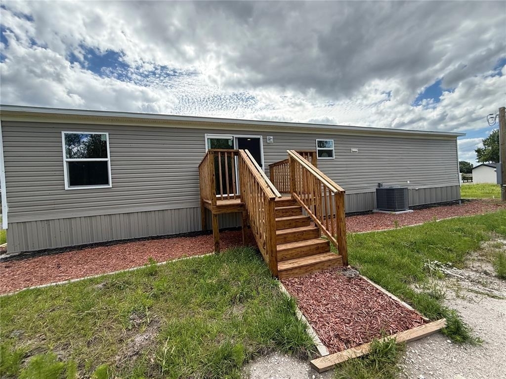 4246 La Salle Avenue - Photo 1