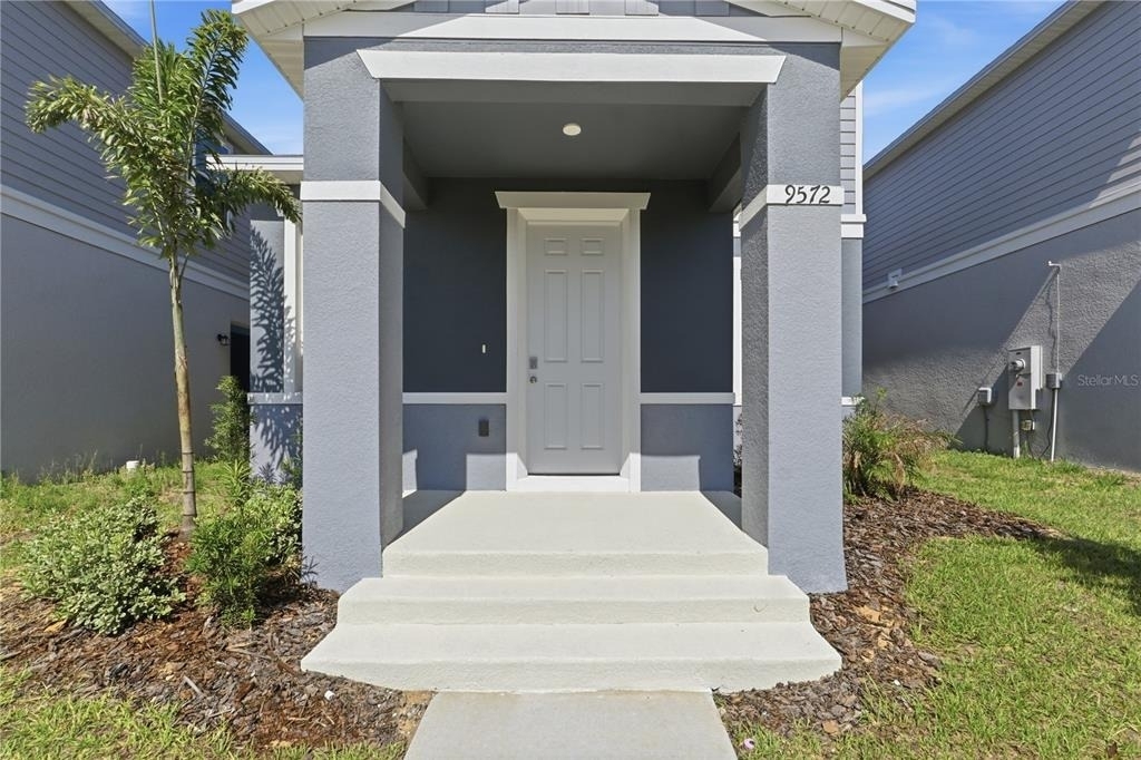 9572 Westside Hills Drive - Photo 1