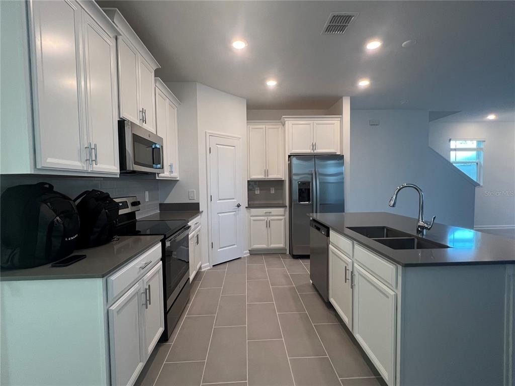 13891 Title Way - Photo 8