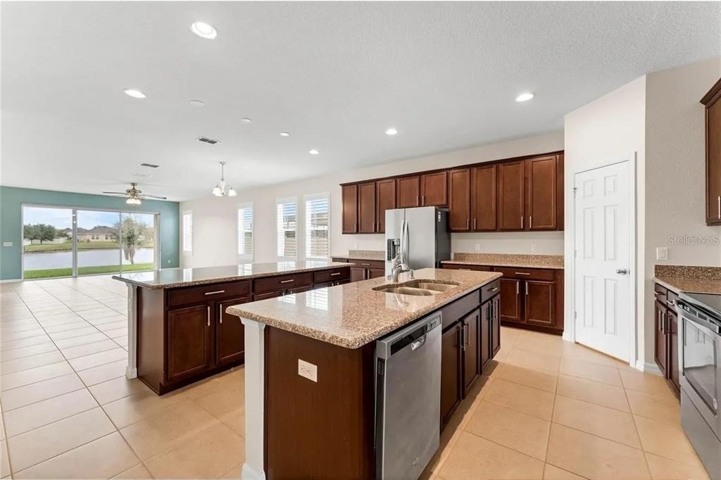 12201 Sawgrass Reserve Boulevard - Photo 2